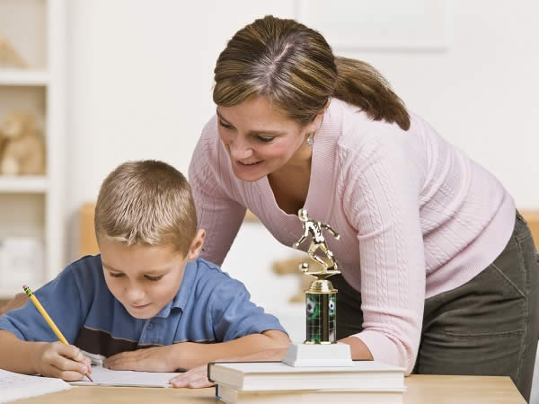 Estratégias para ajudar o seu filho a estudar