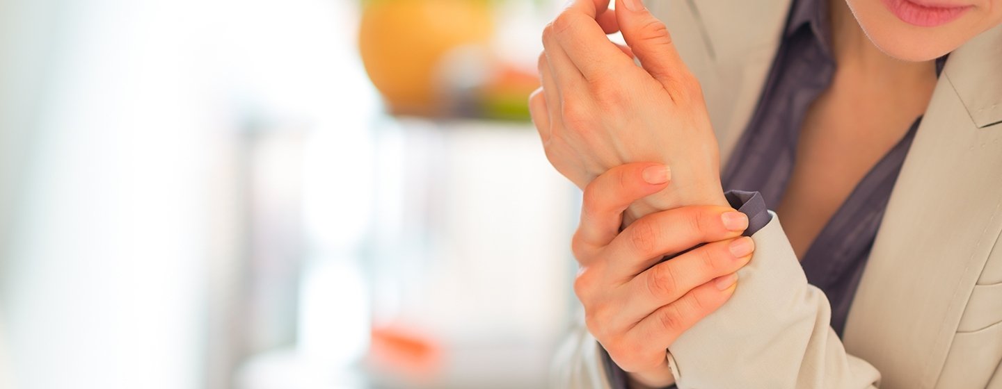 Artrite reumatóide: causas, sintomas e tratamento